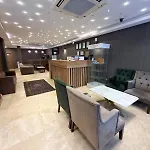 فندق Rain Golden 3*