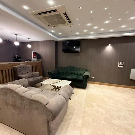 Rain Golden 酒店 3*