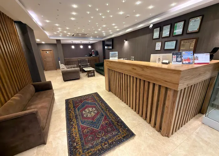 Rain Golden 酒店 3*